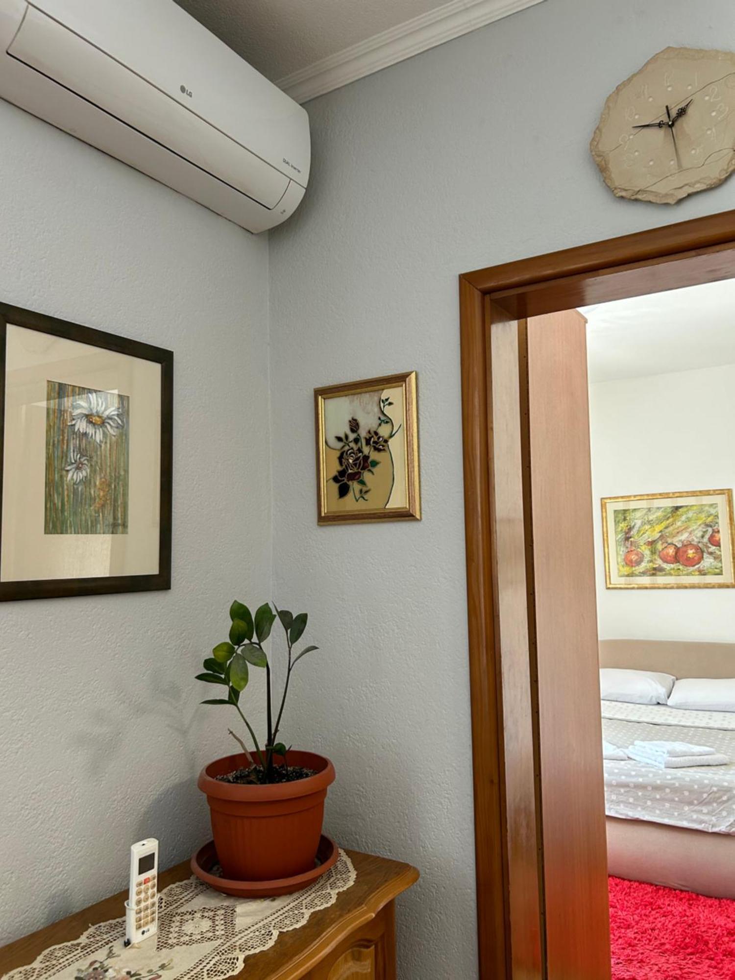 Apartman Lav Mostar Buitenkant foto